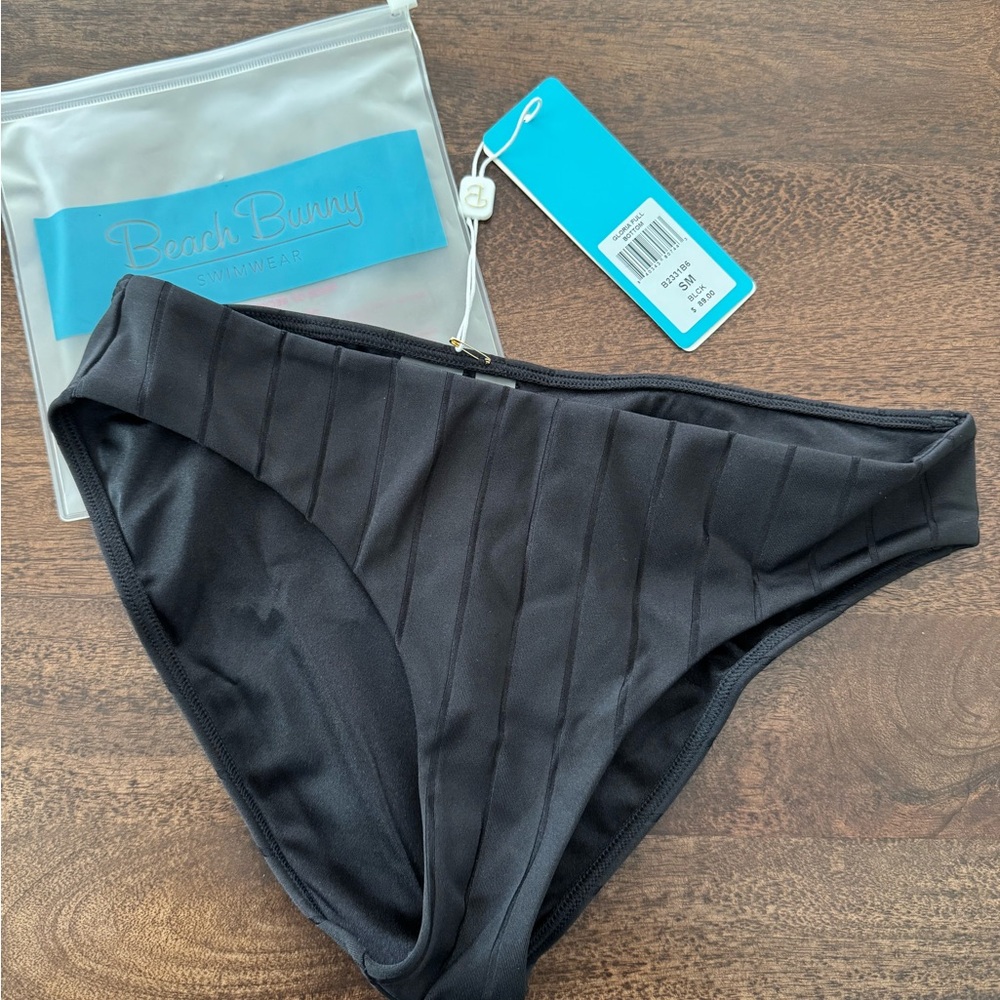 Beach Bunny Black Gloria Full Bikini Bottom - Picture 3 of 7